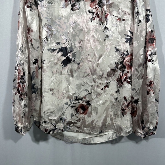 NWT $110 White House Black Market [ Plus 20W ] Silk Burnout Floral Blouses‎ - Picture 14 of 15